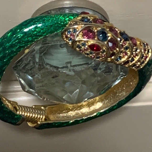 Keneth Lane bracelet - Picture 2 of 6